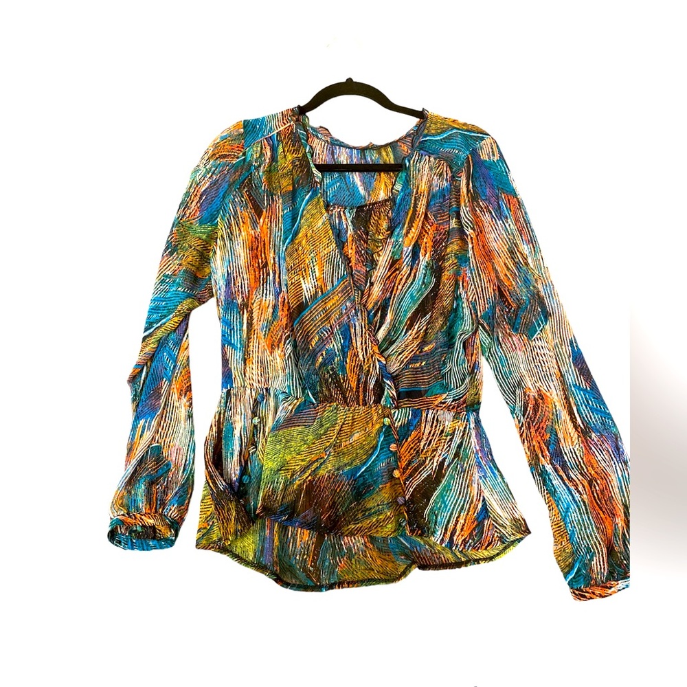 Guess ls sheer blouse perfect condition beautiful colors for summer